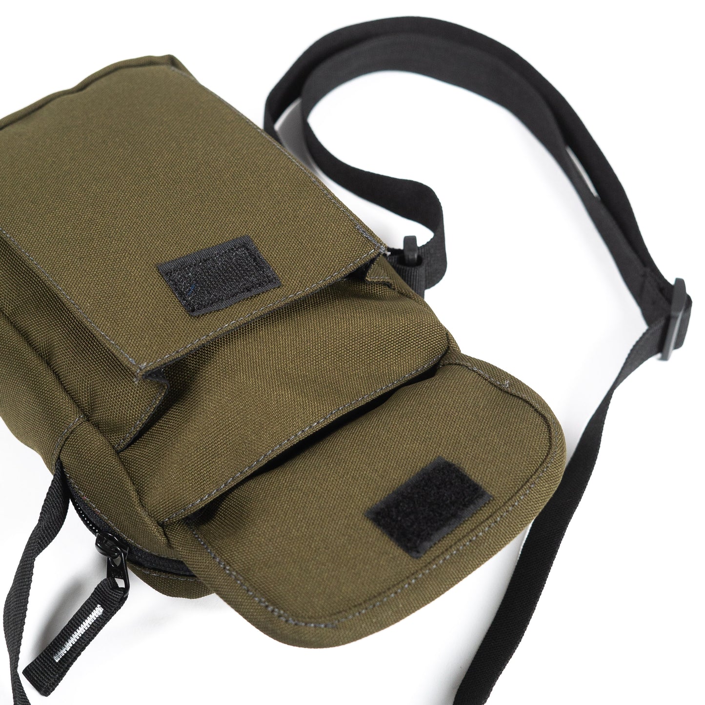 Essential Shoulder Bag