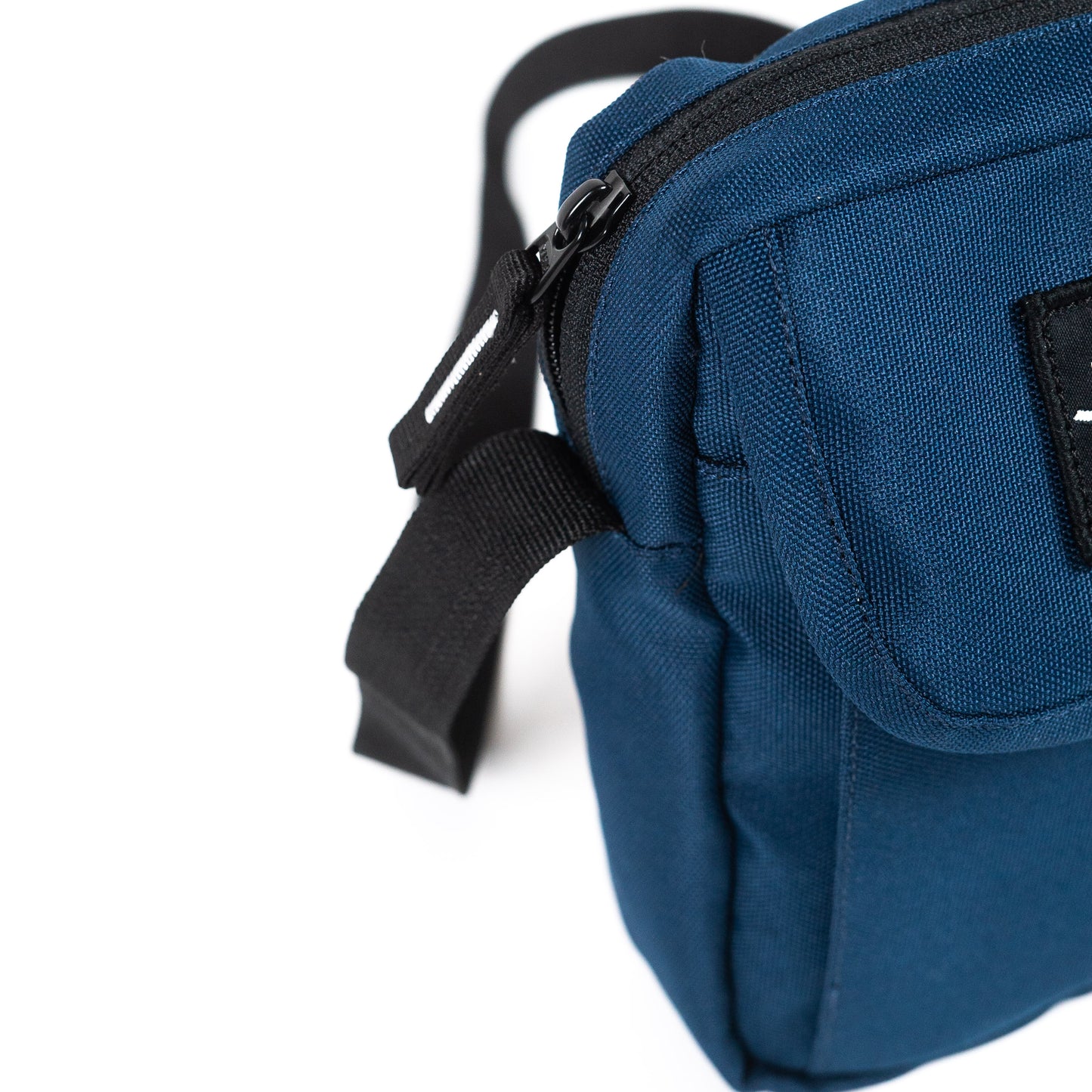 Essential Shoulder Bag